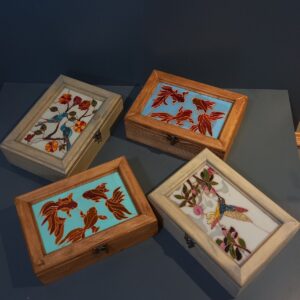 جعبه های تمام چوب با نقاشی ویترای